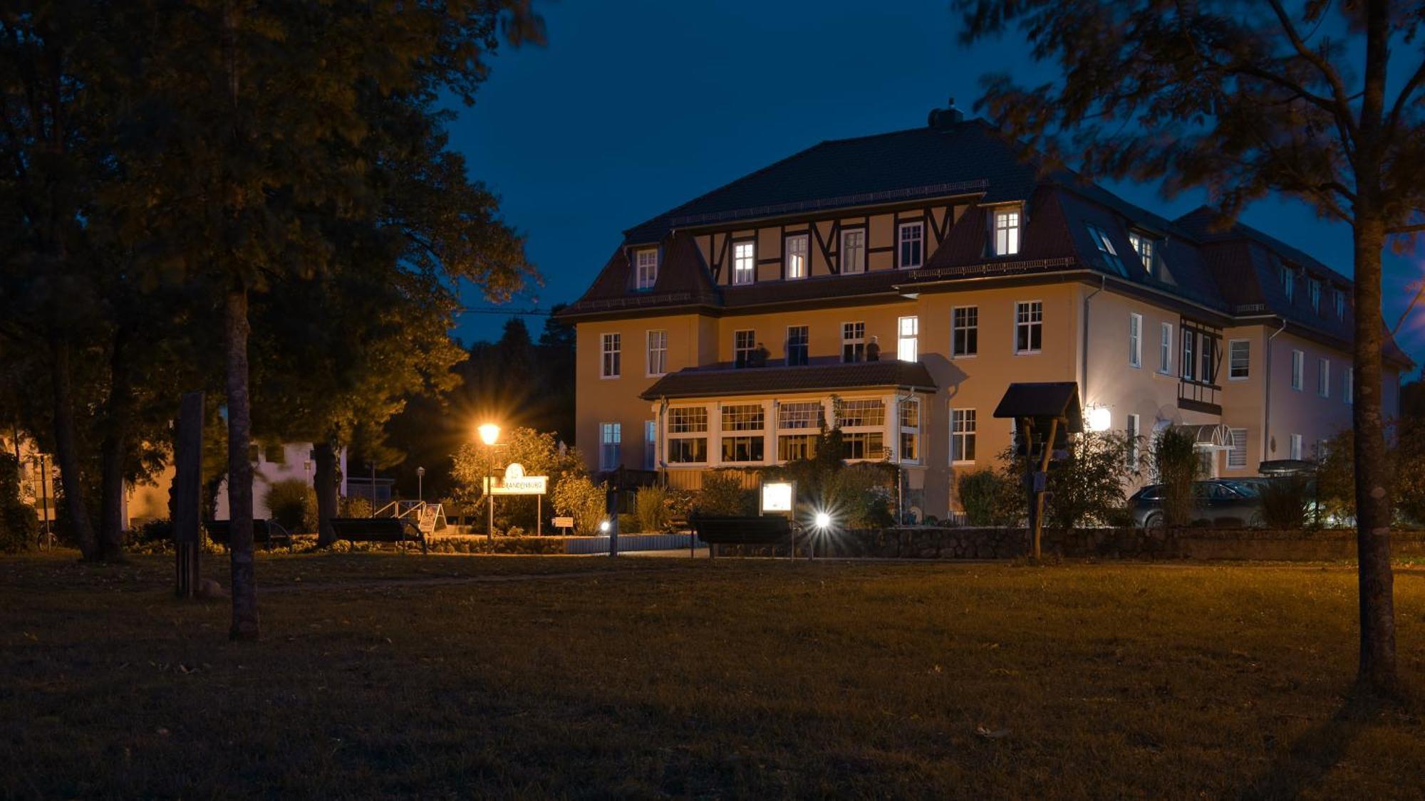 Haus Brandenburg Aparthotel Stechlin Exterior foto